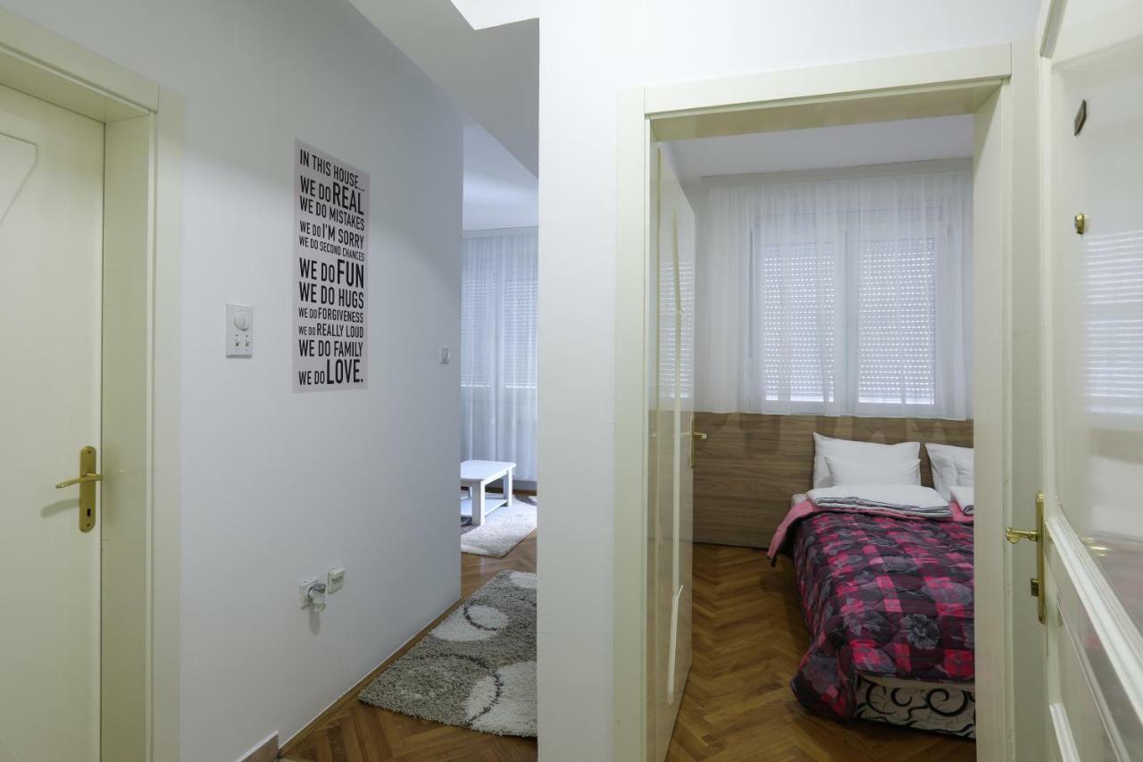 نوفي ساد Apartment Promenada 35 المظهر الخارجي الصورة