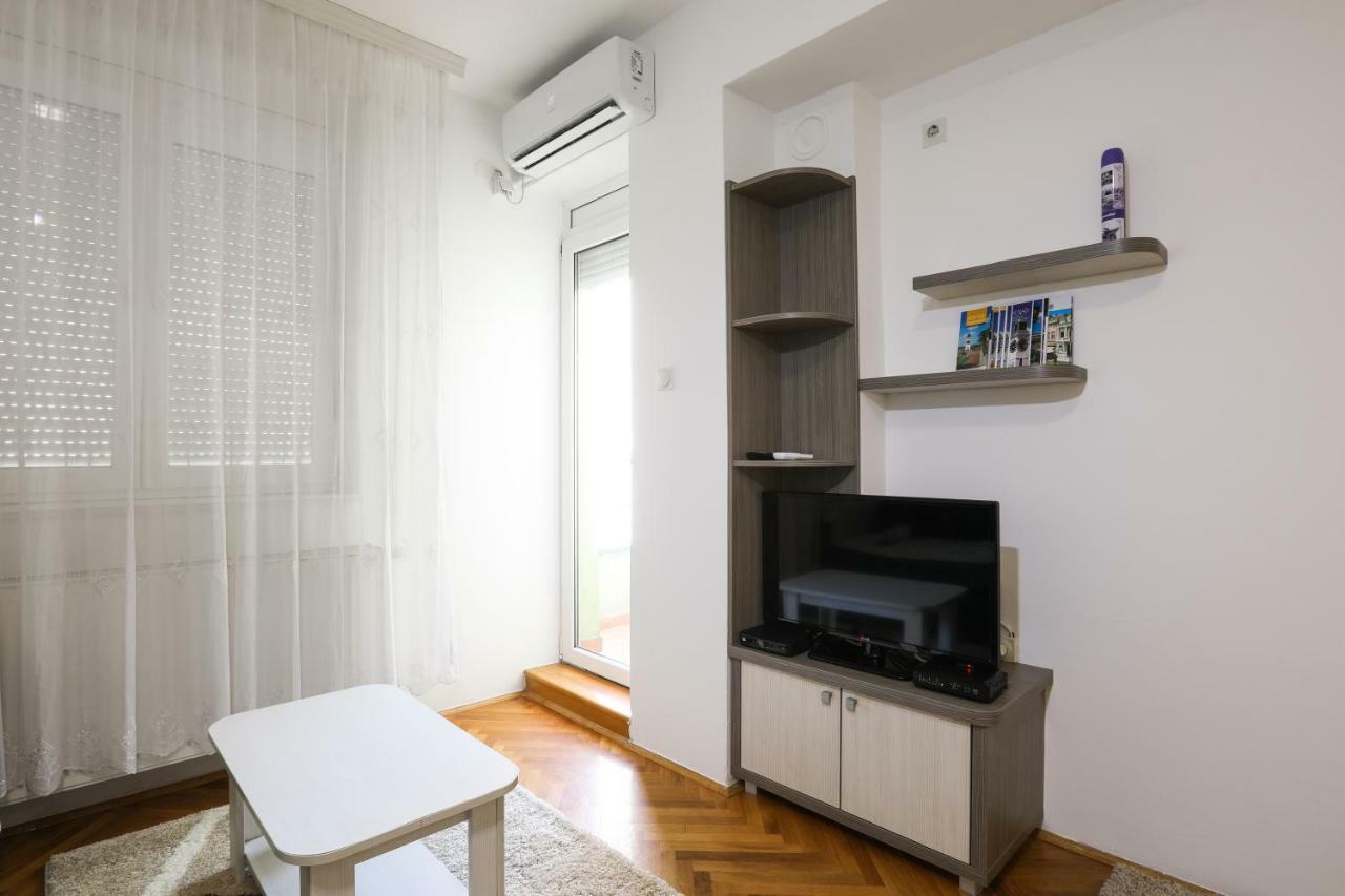 نوفي ساد Apartment Promenada 35 المظهر الخارجي الصورة