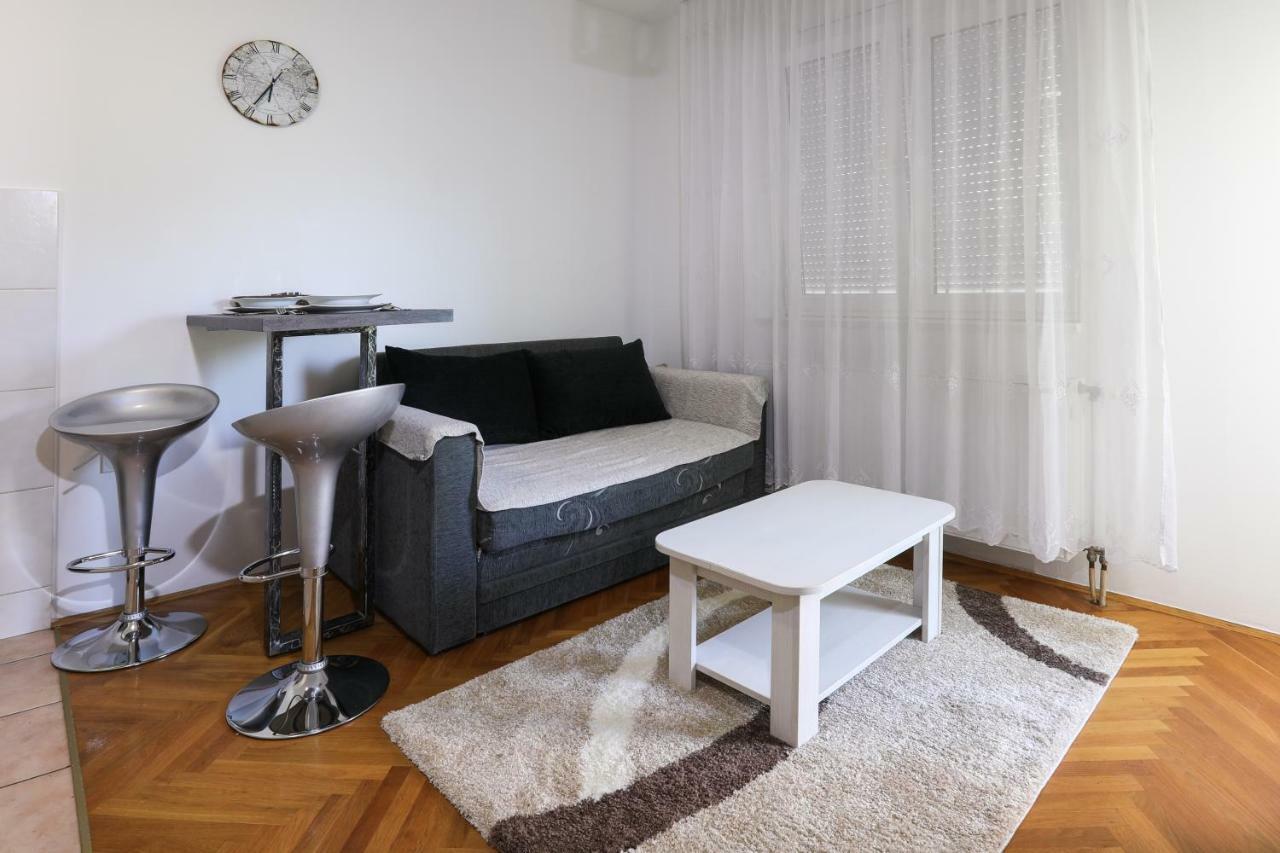 نوفي ساد Apartment Promenada 35 المظهر الخارجي الصورة